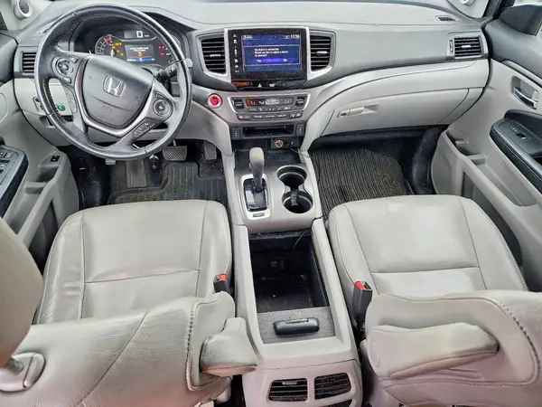 5FNYF6H50HB082233 2017 HONDA PILOT - Image 8