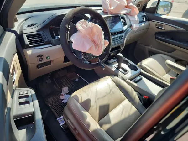 5FNYF6H50HB084418 2017 HONDA PILOT - Image 8