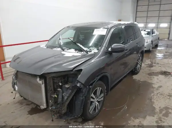 5FNYF6H50HB093006 2017 HONDA PILOT - Image 2