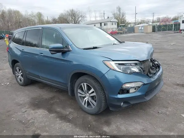 5FNYF6H50HB101394 2017 HONDA PILOT - Image 1