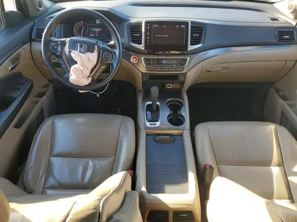 5FNYF6H50JB005075 2018 HONDA PILOT - Image 8