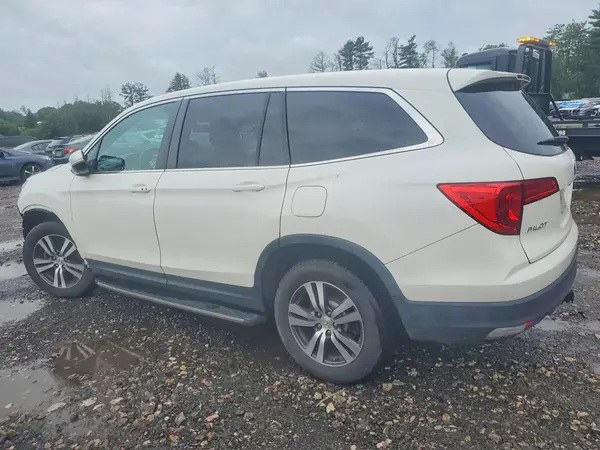 5FNYF6H50JB011703 2018 HONDA PILOT - Image 2