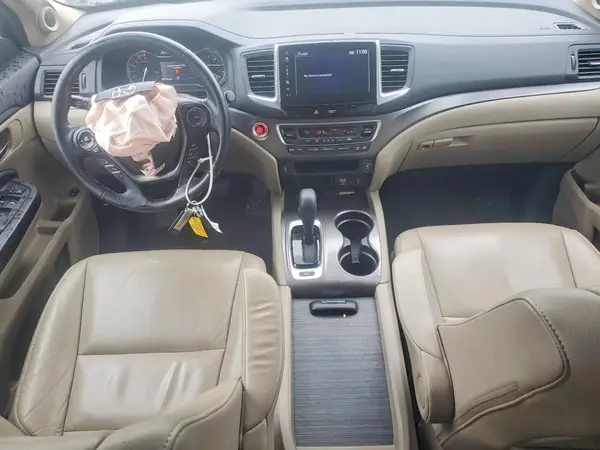 5FNYF6H50JB011703 2018 HONDA PILOT - Image 8