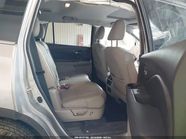 5FNYF6H50JB014410 2018 HONDA PILOT - Image 8