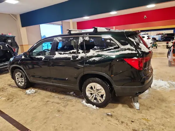 5FNYF6H50JB026587 2018 HONDA PILOT - Image 2