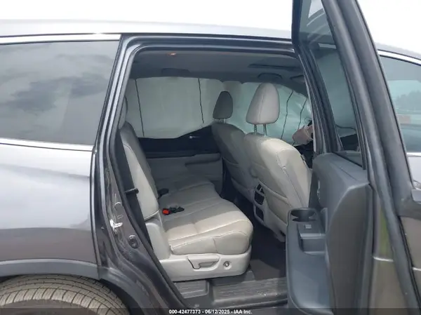 5FNYF6H50JB030929 2018 HONDA PILOT - Image 8