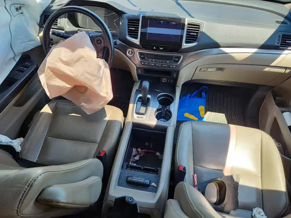 5FNYF6H50JB035242 2018 HONDA PILOT - Image 8