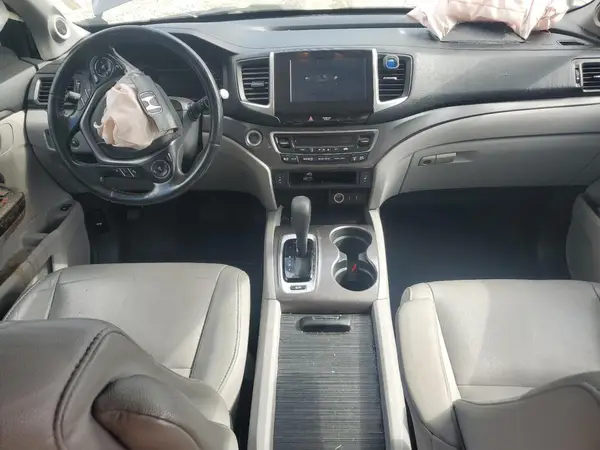 5FNYF6H50JB038920 2018 HONDA PILOT - Image 8