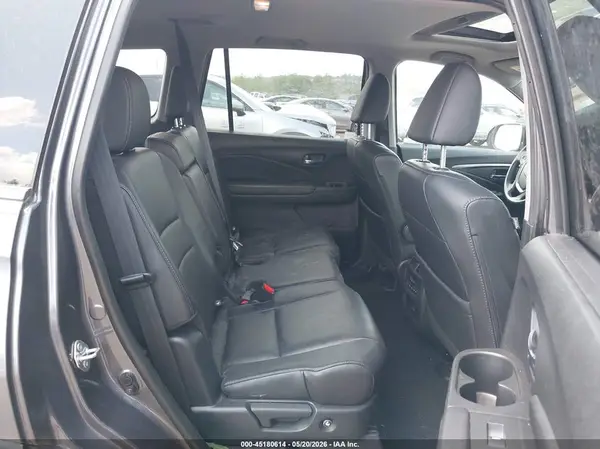 5FNYF6H50JB038965 2018 HONDA PILOT - Image 8