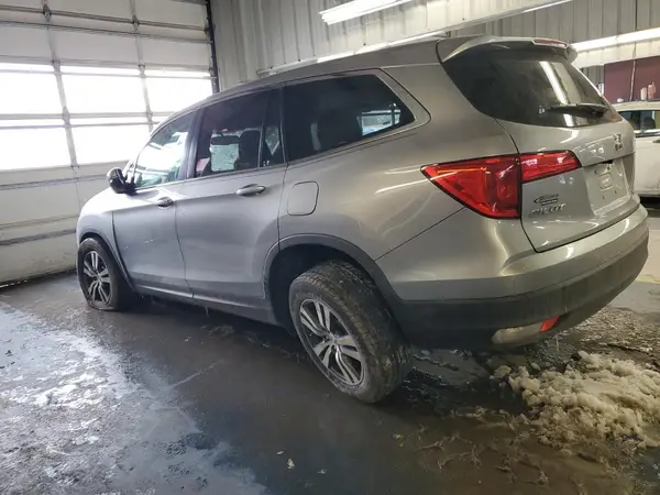 5FNYF6H50JB052896 2018 HONDA PILOT - Image 2