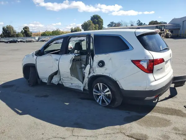 5FNYF6H50JB061789 2018 HONDA PILOT - Image 2