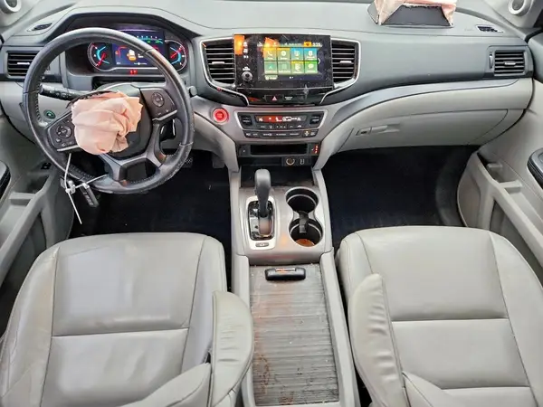 5FNYF6H50KB020368 2019 HONDA PILOT - Image 8