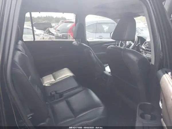 5FNYF6H50KB098147 2019 HONDA PILOT - Image 8