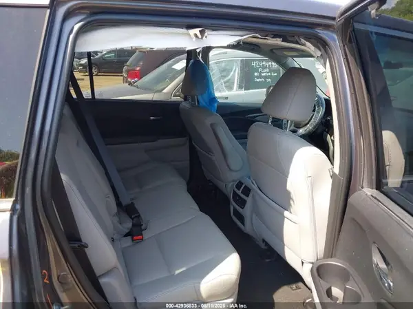 5FNYF6H50MB026111 2021 HONDA PILOT - Image 8