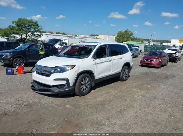 5FNYF6H50MB098880 2021 HONDA PILOT - Image 2