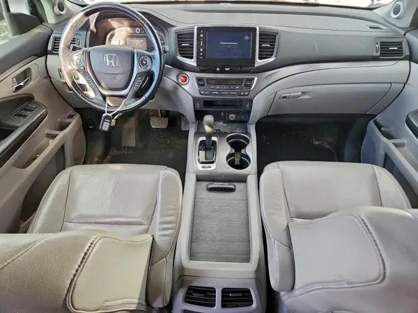5FNYF6H51GB009547 2016 HONDA PILOT - Image 8