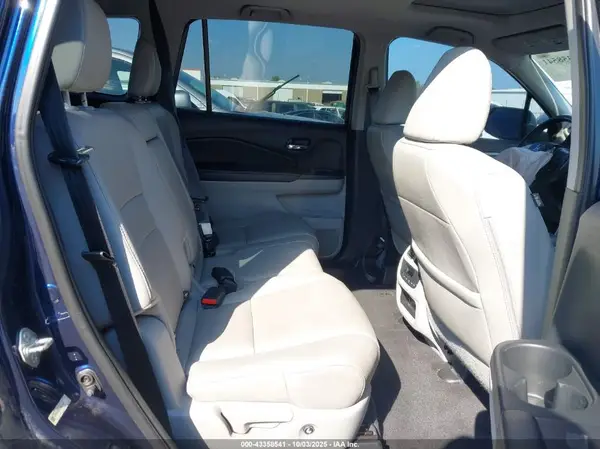5FNYF6H51GB010455 2016 HONDA PILOT - Image 8