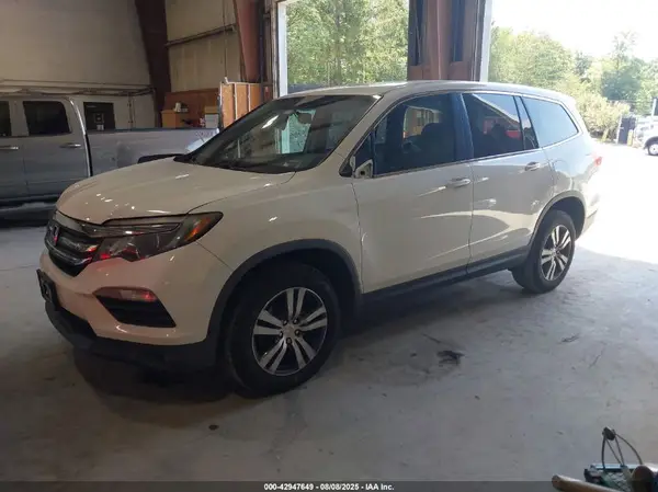 5FNYF6H51HB010229 2017 HONDA PILOT - Image 2