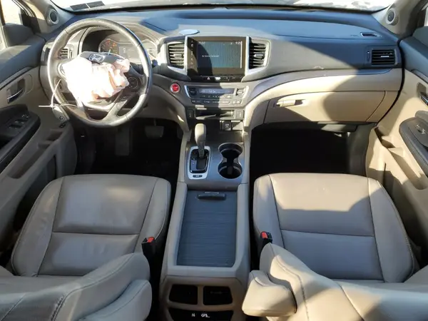 5FNYF6H51HB017018 2017 HONDA PILOT - Image 8