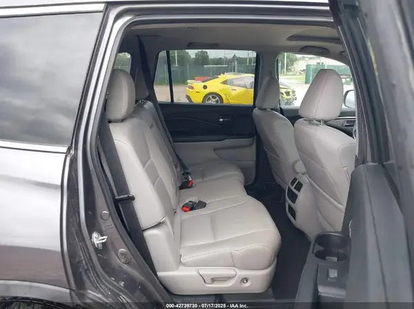 5FNYF6H51HB051217 2017 HONDA PILOT - Image 8