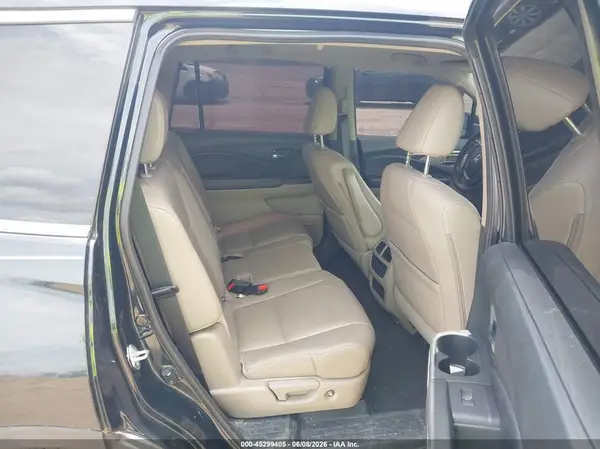 5FNYF6H51HB060743 2017 HONDA PILOT - Image 8