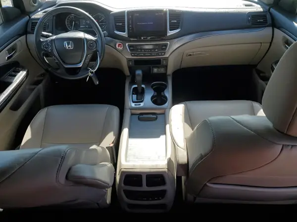 5FNYF6H51HB067918 2017 HONDA PILOT - Image 8