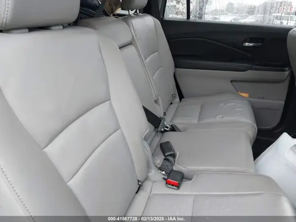 5FNYF6H51HB069068 2017 HONDA PILOT - Image 8