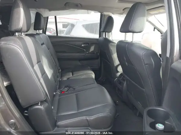 5FNYF6H51HB080362 2017 HONDA PILOT - Image 8