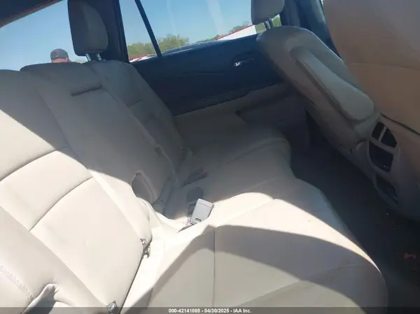 5FNYF6H51HB091555 2017 HONDA PILOT - Image 8