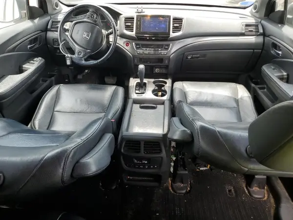 5FNYF6H51JB001844 2018 HONDA PILOT - Image 8
