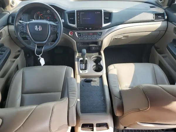 5FNYF6H51JB006655 2018 HONDA PILOT - Image 8