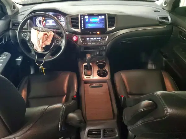 5FNYF6H51JB013962 2018 HONDA PILOT - Image 8