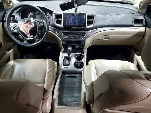 5FNYF6H51JB021561 2018 HONDA PILOT - Image 8