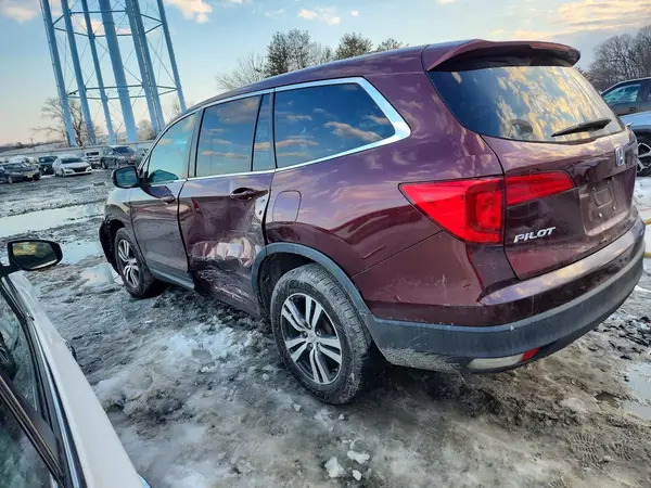5FNYF6H51JB035251 2018 HONDA PILOT - Image 2