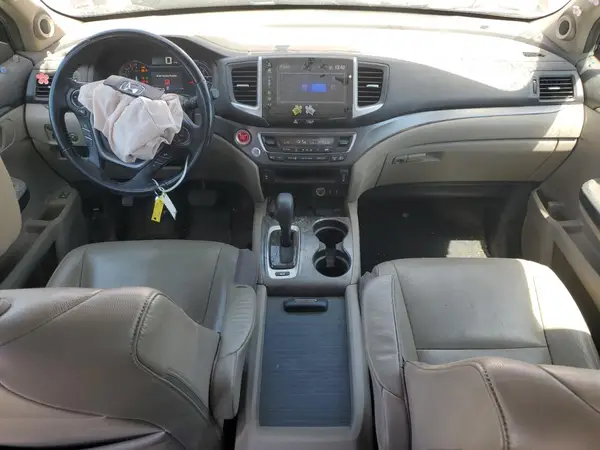 5FNYF6H51JB041647 2018 HONDA PILOT - Image 8