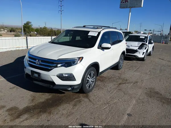 5FNYF6H51JB058058 2018 HONDA PILOT - Image 2