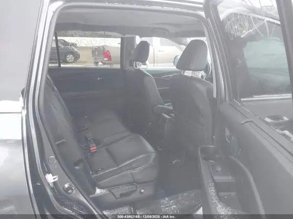 5FNYF6H51NB000702 2022 HONDA PILOT - Image 8