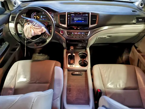 5FNYF6H52GB004504 2016 HONDA PILOT - Image 8