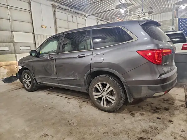 5FNYF6H52GB013560 2016 HONDA PILOT - Image 2