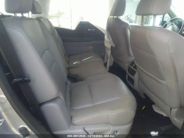 5FNYF6H52GB016068 2016 HONDA PILOT - Image 8
