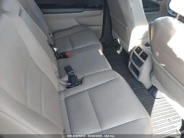 5FNYF6H52GB029080 2016 HONDA PILOT - Image 8