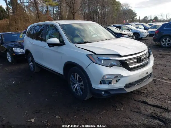 5FNYF6H52GB057395 2016 HONDA PILOT - Image 1