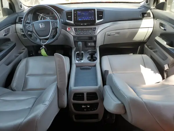 5FNYF6H52GB067621 2016 HONDA PILOT - Image 8