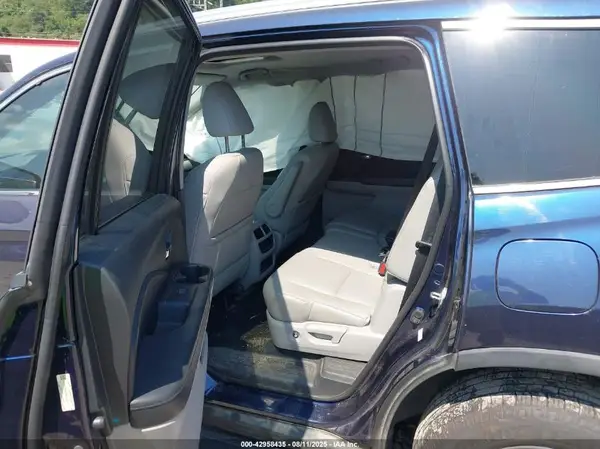 5FNYF6H52GB075525 2016 HONDA PILOT - Image 8