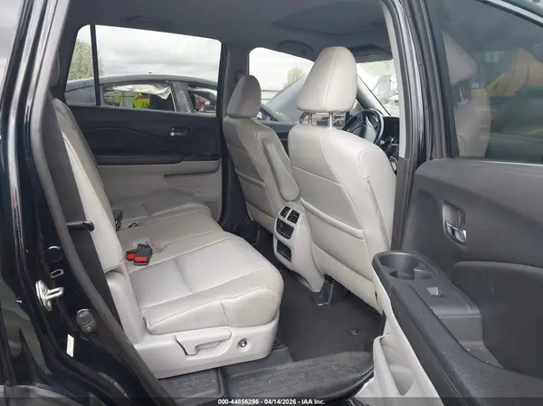 5FNYF6H52GB082362 2016 HONDA PILOT - Image 8