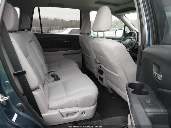 5FNYF6H52GB098190 2016 HONDA PILOT - Image 8