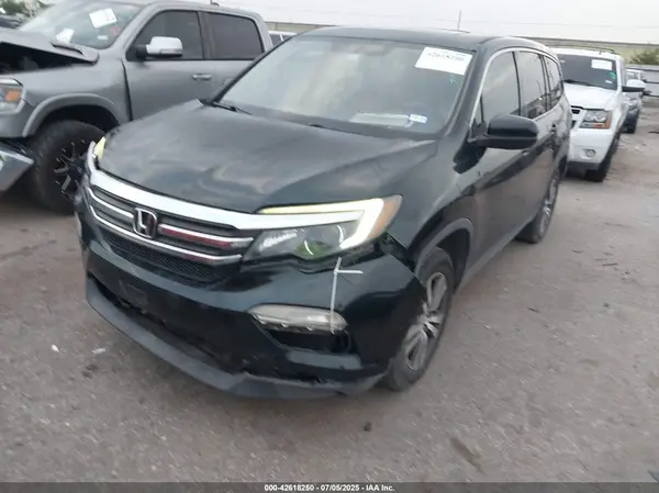 5FNYF6H52HB001491 2017 HONDA PILOT - Image 2