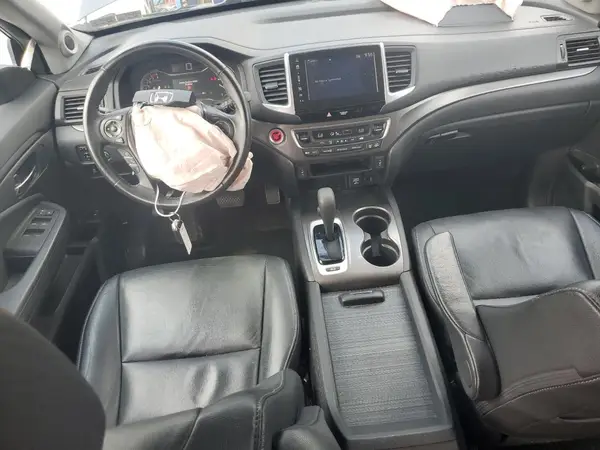 5FNYF6H52HB011227 2017 HONDA PILOT - Image 8