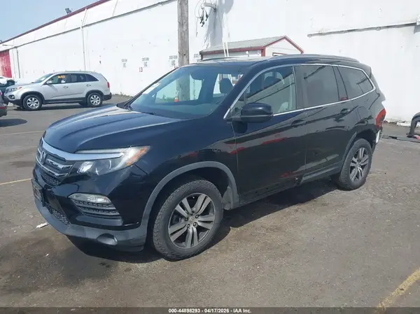 5FNYF6H52HB018971 2017 HONDA PILOT - Image 2