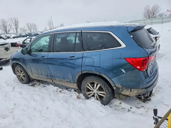 5FNYF6H52HB023135 2017 HONDA PILOT - Image 2